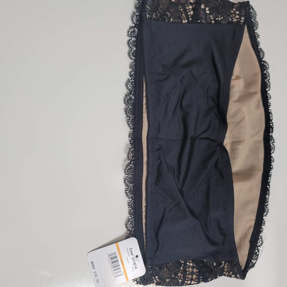 Free People Camila Lace Bandeau in Black - Picture 5 of 9
